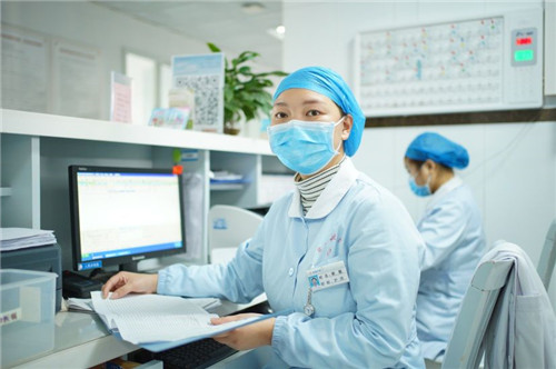 爱游戏体育app