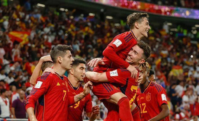 压球app 2025最新版 角色技能界面