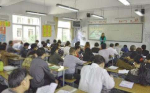 卡莉和收割者逃出阴间2025版结局场景概念图