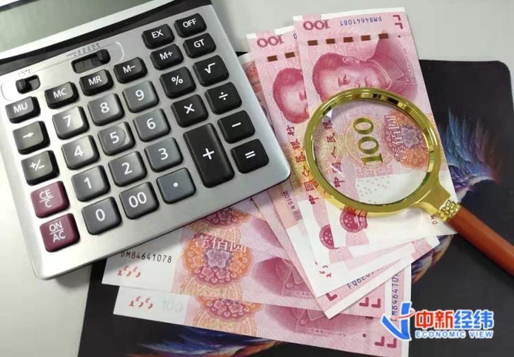 阿伟的飞刀游戏