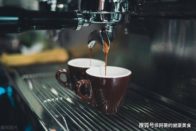 金梅水当当美工字